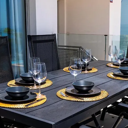 4 Bed Residential Palm *