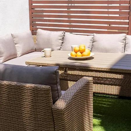 4 Bed Residential Palm 度假居 丰希罗拉